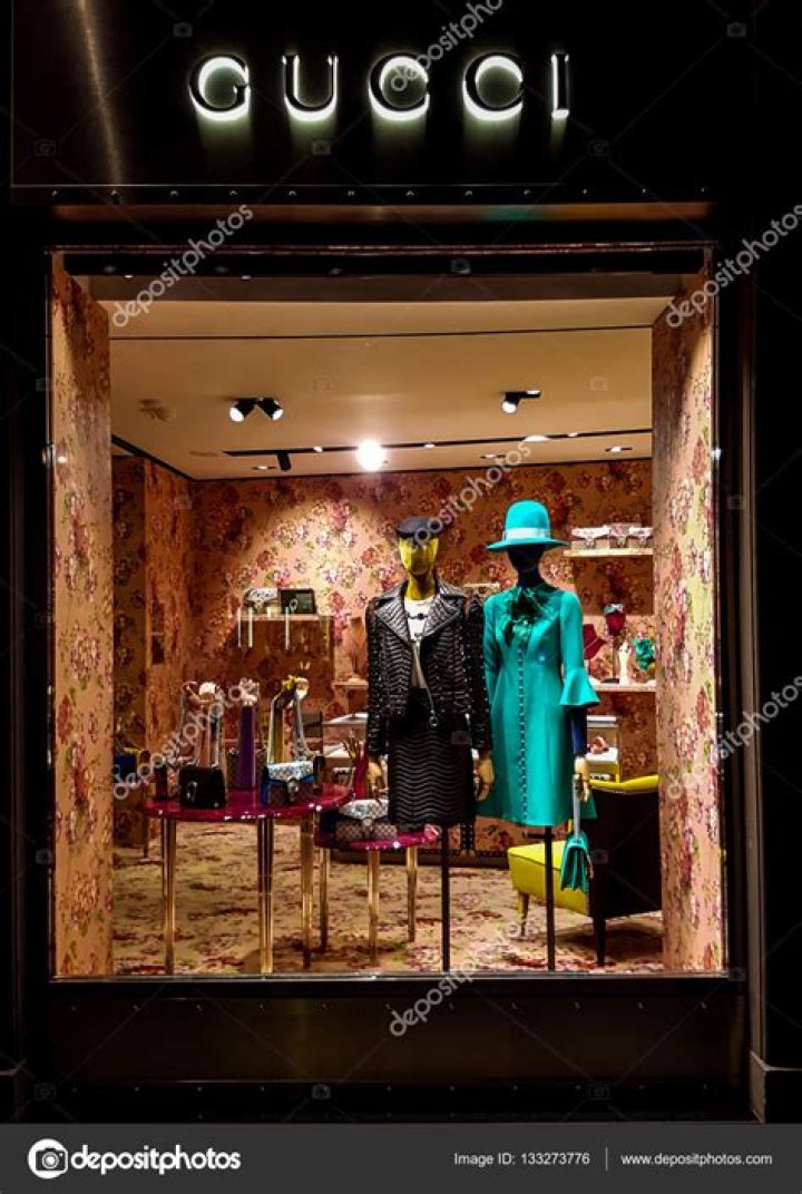 Aprender acerca 55+ imagen gucci still alive Giaoduchtn.edu.vn