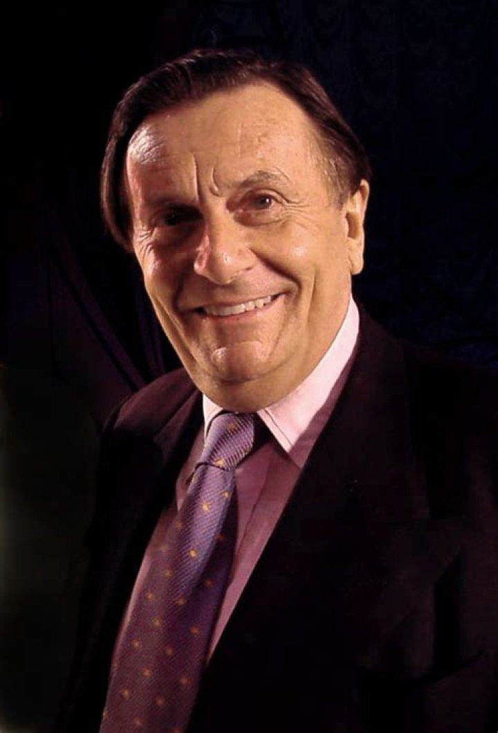 Barry Humphries Wiki: What’s His Nationality? Religion And Ethnicity Details