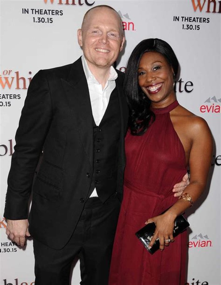 Bill Burr's Wife Appears to Flip Off Trump at UFC 295 One News Page