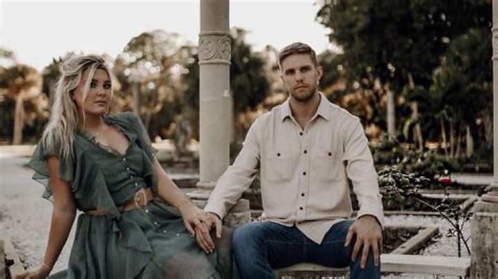 Chloe Long And Her Husband Chris Long Are Going To Be Featured In Siesta Key: Miami Moves ·
