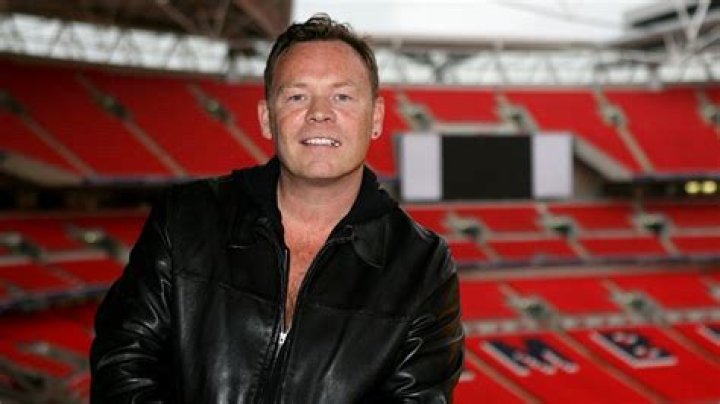 Discover Ali Campbell's Surprising Net Worth And Financial Secrets