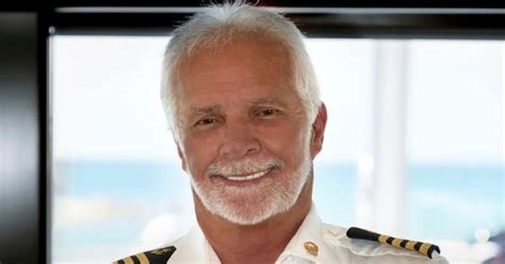 Does Captain Lee own a yacht? Celebrity.fm #1 Official Stars, Business & People Network, Wik