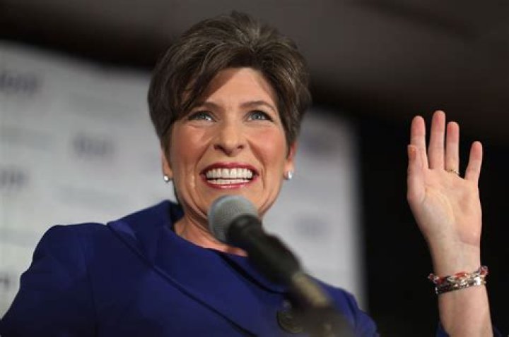 Does Joni Ernst Wear A Wig What