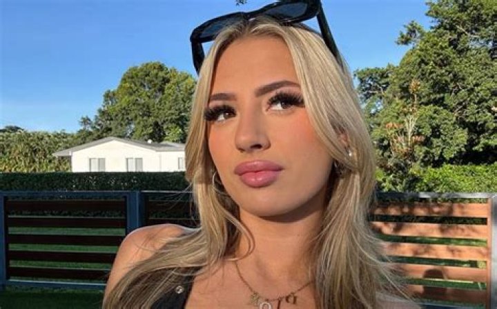 Exclusive Leaked Content: Michelle Scott's OnlyFans Exposed!