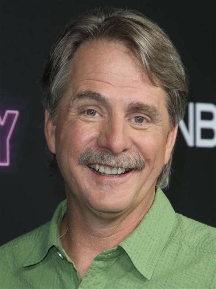 Foxworthy to host 'American Baking Competition' Grand Forks Herald