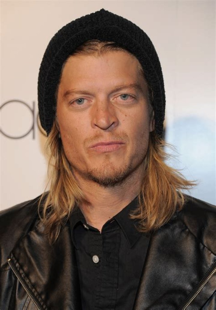 How Much Money Does Wes Scantlin Make? Latest Wes Scantlin Net Worth Income Salary ·