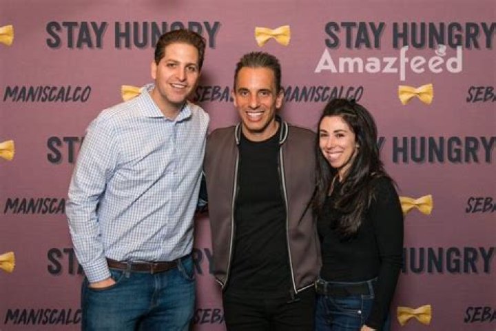 Inside The Life Of Peter Schrager's Wife And Fitness Icon