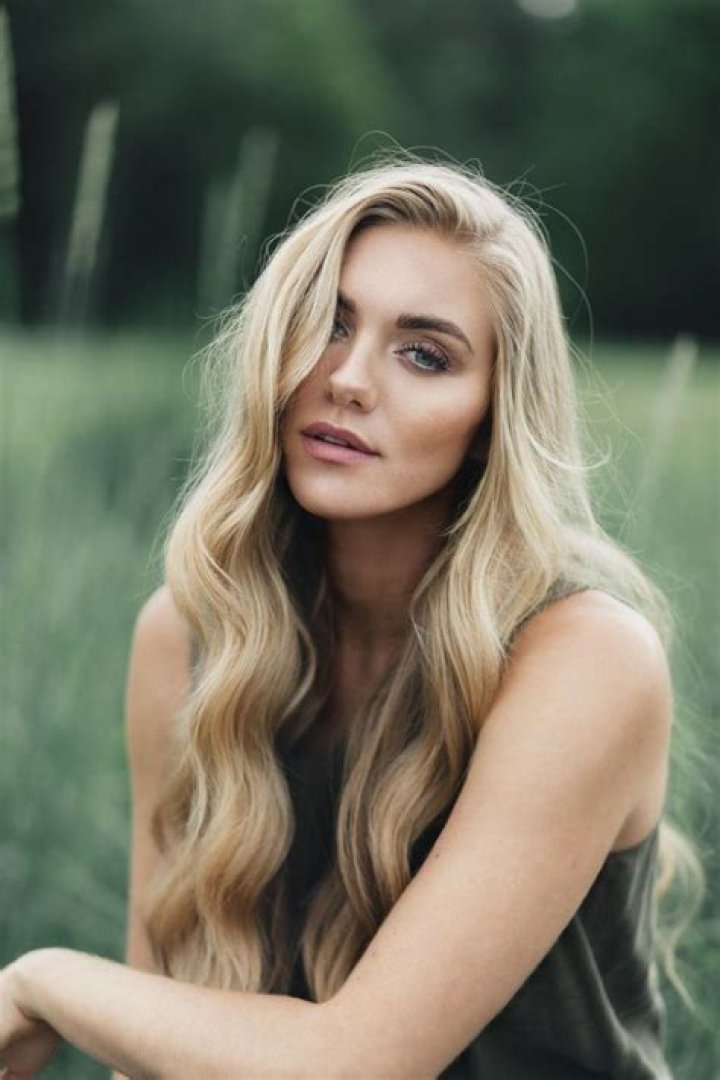 Jessica Sipos Beautiful long hair, Great hairstyles, Long hair styles