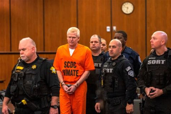 Judge in Murdaugh murder trial slams leaked autopsy photos