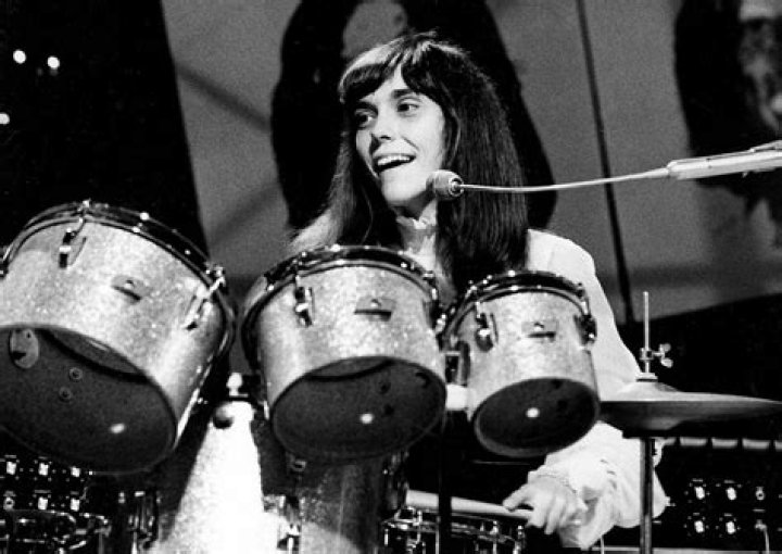 Karen Carpenter On Drums in High Quality
