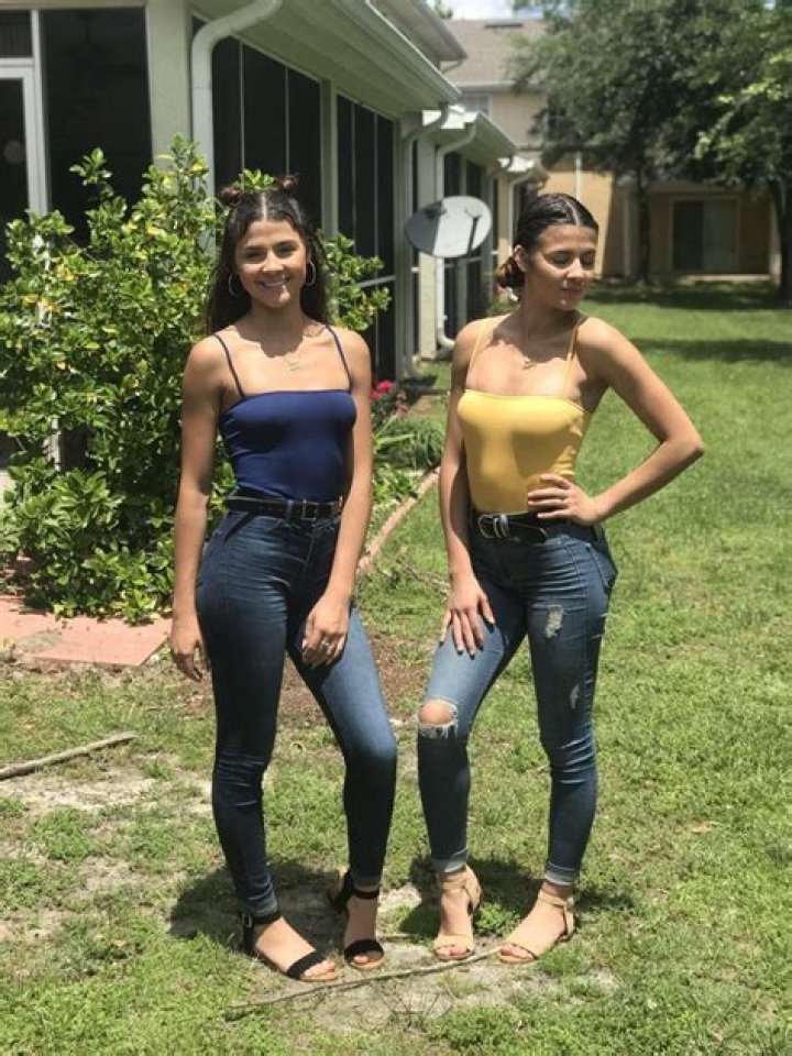 Kylie Rocket w/ Twin Sister [irtr] BeautifulFemales