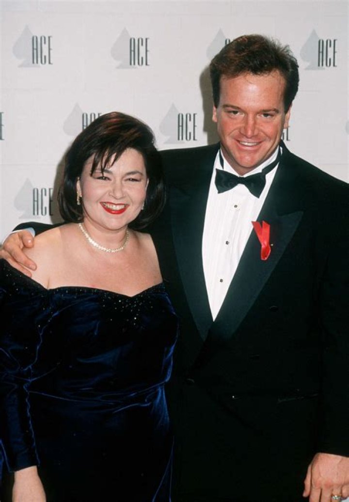 Roseanne Barr’s ExHusband Tom Arnold 'Not Surprised' by Show's