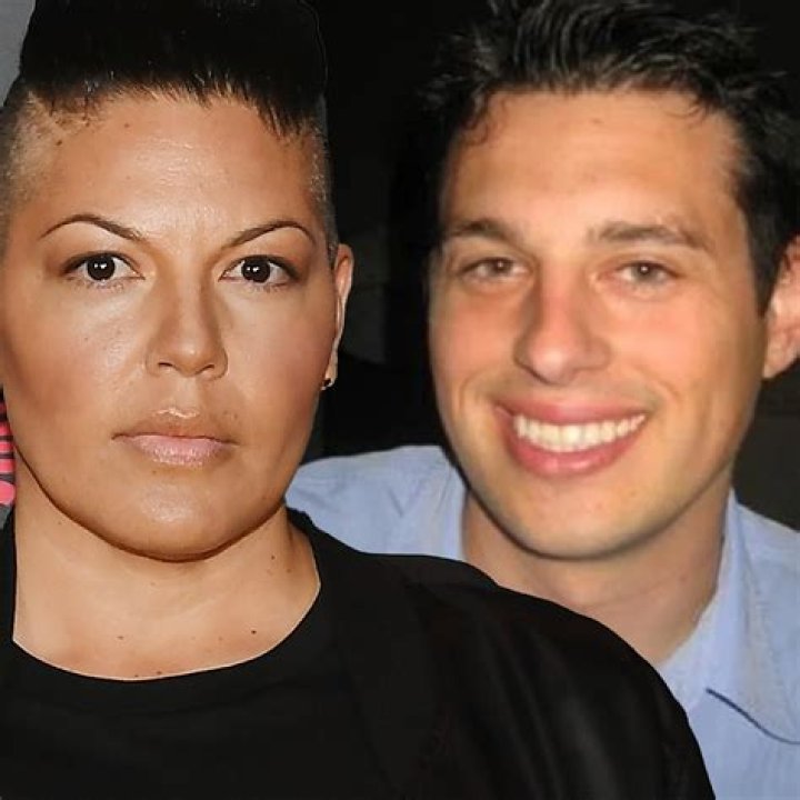 The Inspiring Husband Behind Sara Ramirez's Success