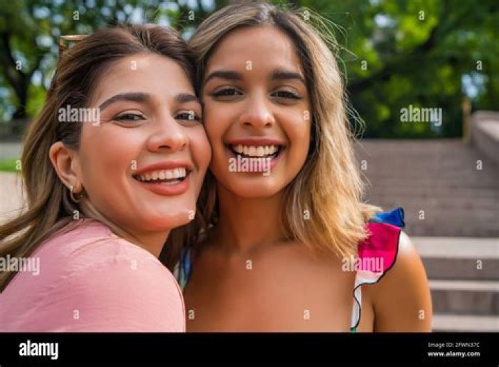 These 2 young Montreal friends died in the Florida condo collapse. But