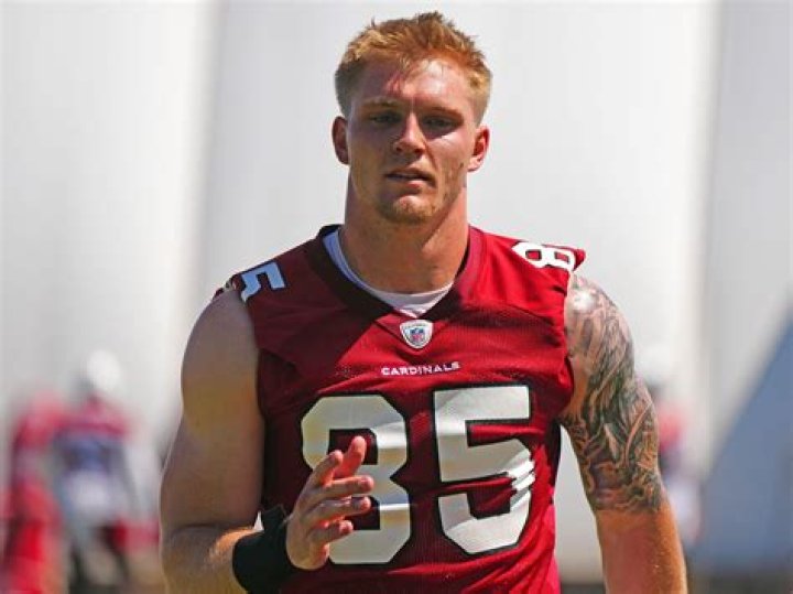 Trey Mcbride Net Worth 2022, Salary, Parents, Family, Wife Kind Info