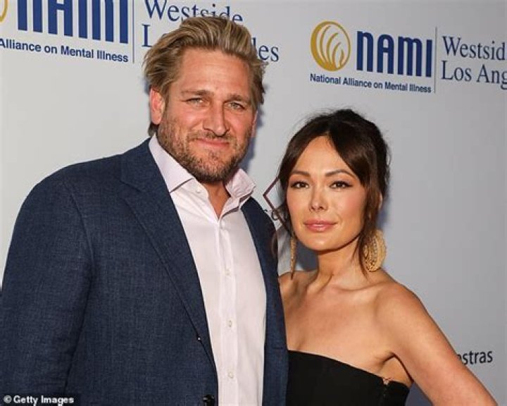 Uncover The Secrets Of Curtis Stone's Wife From 