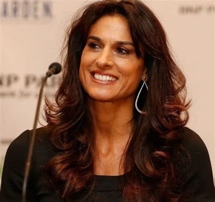 WeBlogy | Gabriela Sabatini- Biography, Height, Net Worth, Husband