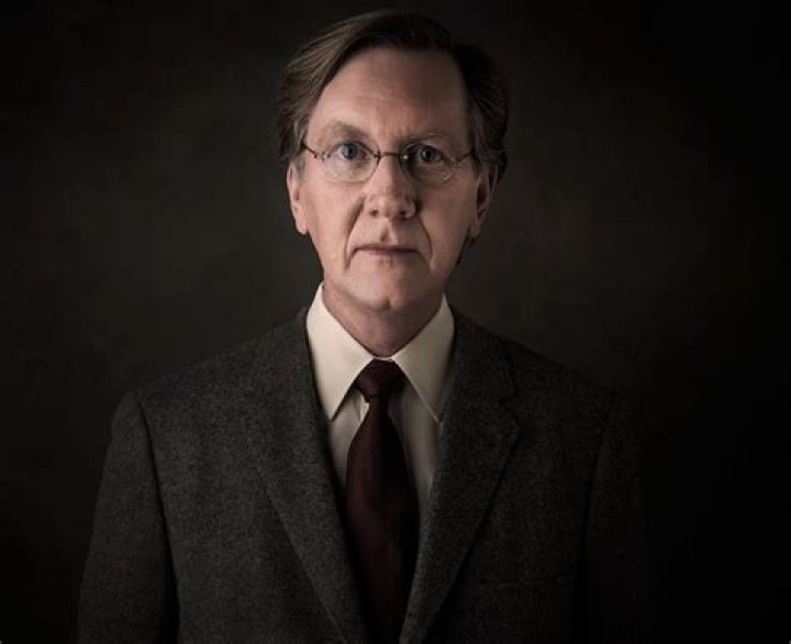What is Robert Clotworthy Net Worth?